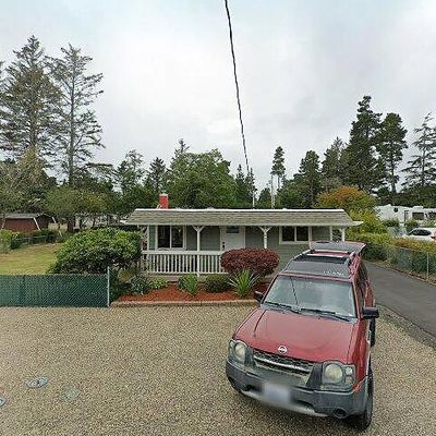 1601 274 Th Pl, Ocean Park, WA 98640