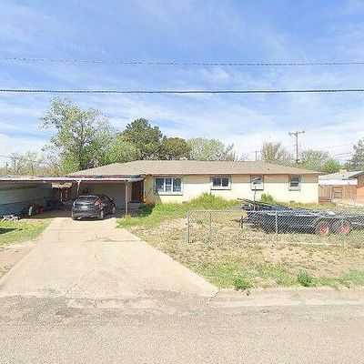 1624 S Avenue F, Portales, NM 88130