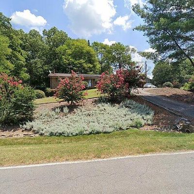 1635 Quesinberry Rd, Eden, NC 27288