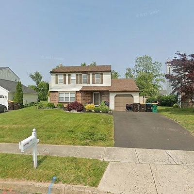 147 Hunt Dr, Horsham, PA 19044