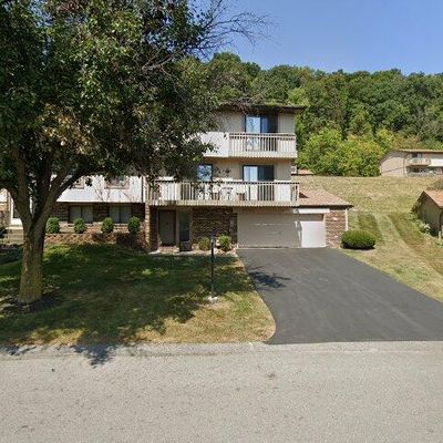 2001 Golfway Dr, Aliquippa, PA 15001