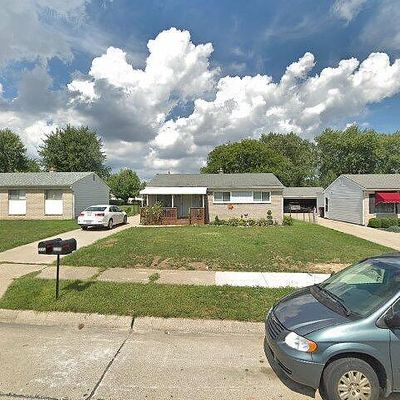 20343 Wallace St, Roseville, MI 48066