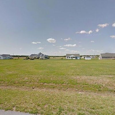 204 Highland Dr, Seaford, DE 19973