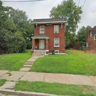 1737 Marcus Ave, Saint Louis, MO 63113