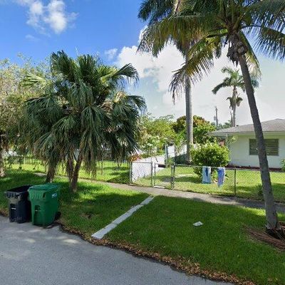 221 Ne 1 St Ter #1 2, Dania, FL 33004