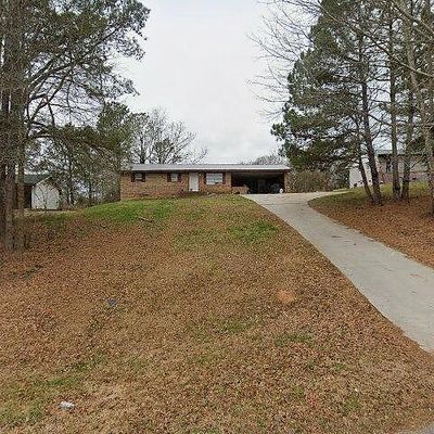 226 Lipham St, Bowdon, GA 30108