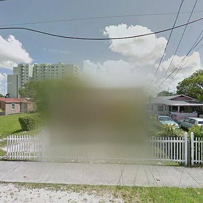 2376 Nw 55 Th St, Miami, FL 33142