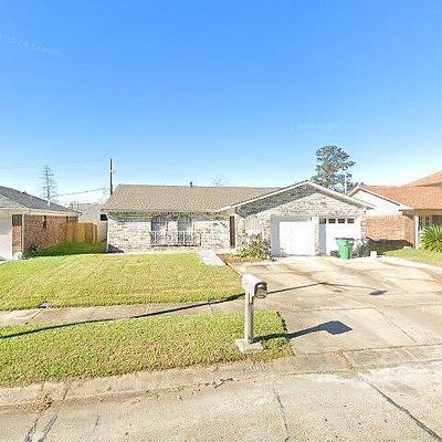 2060 Spanish Oaks Dr, Harvey, LA 70058