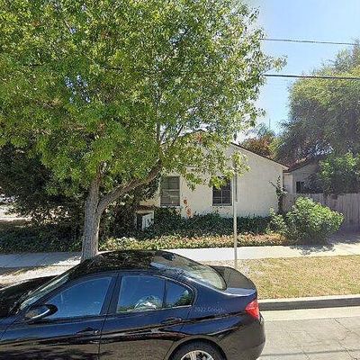 2069 N Greenbrier Rd, Long Beach, CA 90815