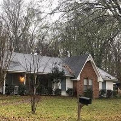 208 Trailwood Dr, Clinton, MS 39056