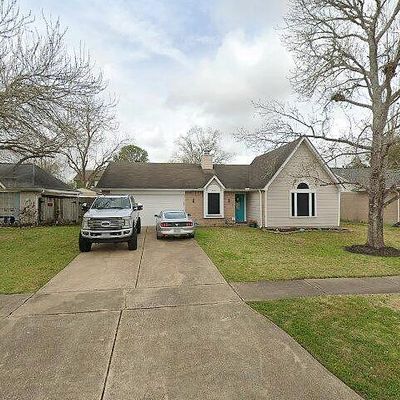 2612 Northern Dr, League City, TX 77573