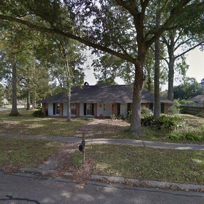 2829 Saratoga Dr, Baton Rouge, LA 70808