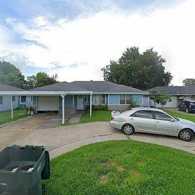 2430 Angelle Dr, Port Arthur, TX 77642