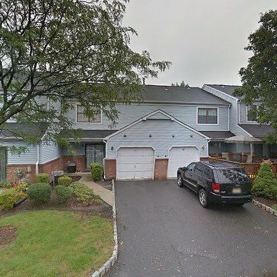 25 Aspen Dr, North Brunswick, NJ 08902