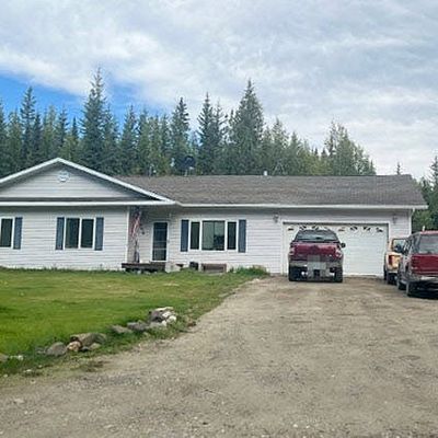 2574 Lucille Ave, North Pole, AK 99705