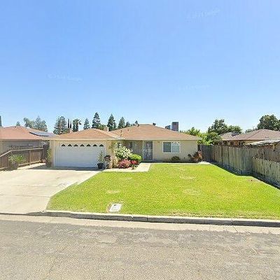 316 Walnut St, Madera, CA 93637