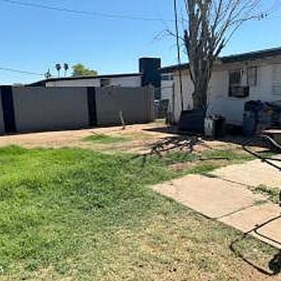 3248 E Holly St, Phoenix, AZ 85008