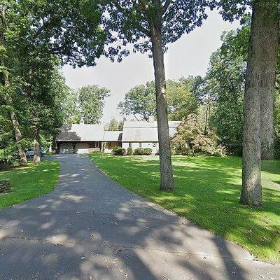 30 Carriage Dr, Somers, CT 06071