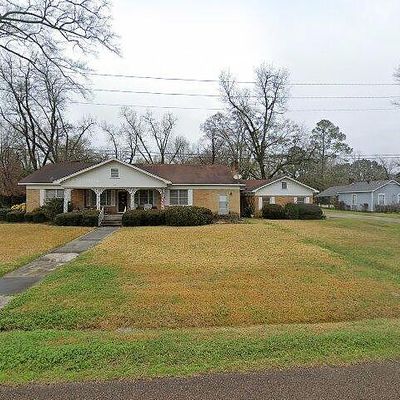 303 Church St, Pelahatchie, MS 39145