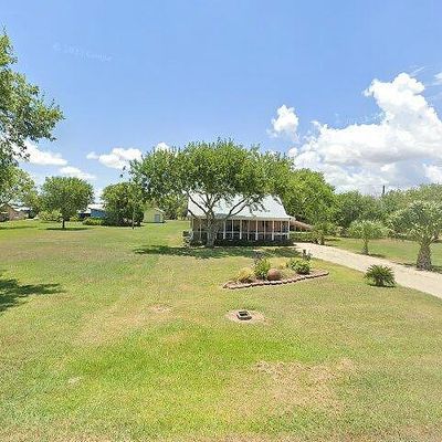 310 Bay St, Austwell, TX 77950