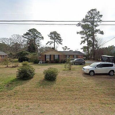 3105 Country Club Rd, Morehead City, NC 28557