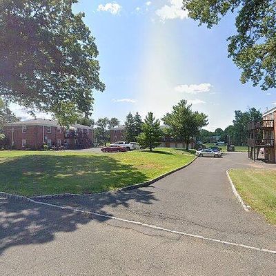 4 Stanford Dr Apt 3 A, Bridgewater, NJ 08807