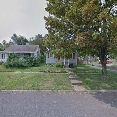 400 South St, Pekin, IL 61554