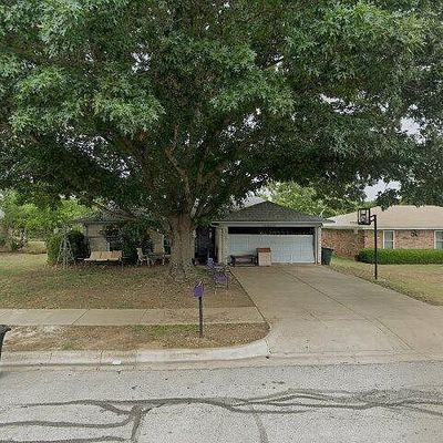 405 Bryan Dr, Crowley, TX 76036