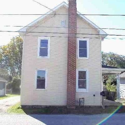 405 Highland Ave, Hanover, PA 17331