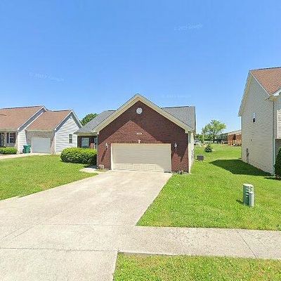 4524 Sunset Cir, Louisville, KY 40216