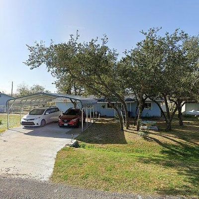 453 Desota Dr, Rockport, TX 78382