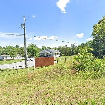 4196 Peachtree Rd, Inman, SC 29349