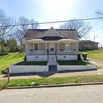 421 E Cemetary St, Salisbury, NC 28144