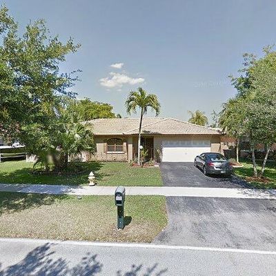 5210 Hawkes Bluff Ave, Davie, FL 33331