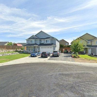 537 S Driftwood Ln, Moses Lake, WA 98837