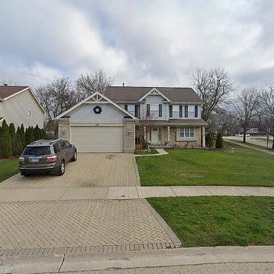 537 Springwood Ave, East Dundee, IL 60118