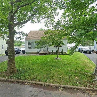 550 Albermarle St, Rahway, NJ 07065