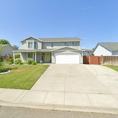 5600 Kona Dr, West Richland, WA 99353