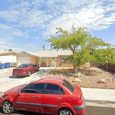 5808 Glen Eagles Ln, Las Vegas, NV 89108