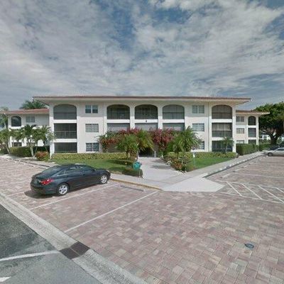 5 High Point Cir W #212, Naples, FL 34103