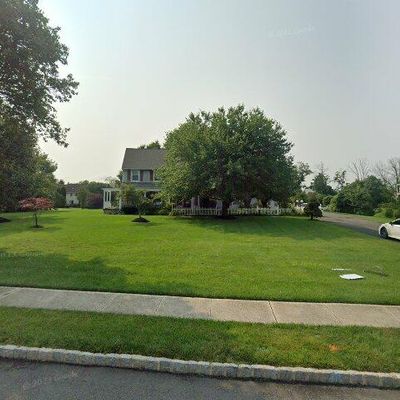 5 Interlaken Rd, Monmouth Junction, NJ 08852