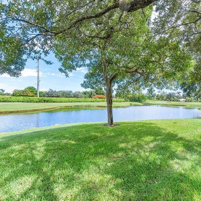 5100 Lake Catalina Dr, Boca Raton, FL 33496