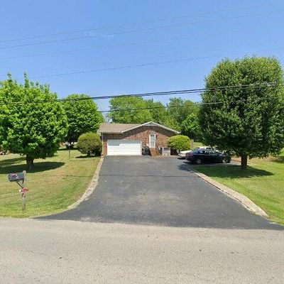 519 Hemingway Dr, Columbia, TN 38401