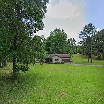 520 Stone Rd, Pinson, TN 38366