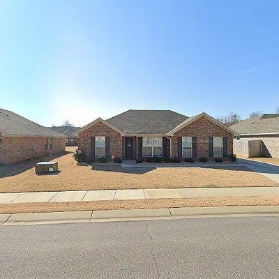 63 Starlite Ln, Millbrook, AL 36054