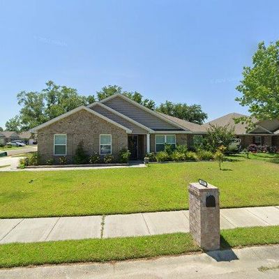 630 Verbena Dr, Long Beach, MS 39560