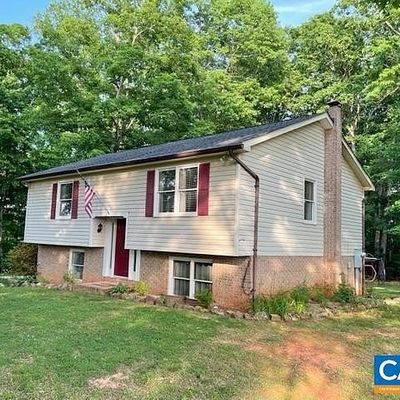 6318 Venable Rd, Kents Store, VA 23084