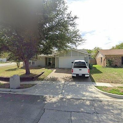 6480 Green Ridge Dr, Watauga, TX 76148