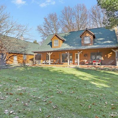 690 Spruce Hollow Dr, Middleville, MI 49333