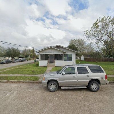 690 N Reagan St, San Benito, TX 78586